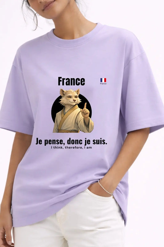 France Shifu Global Wisdom Oversized Tee — Women's front close-up, Je Pense Donc Je Suis print | JUNOSHI