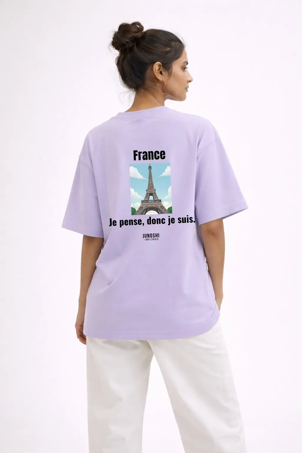 France Je Pense Donc Je Suis Oversized Tee — Women's back view with Eiffel Tower graphic | Shifu's World | JUNOSHI